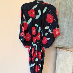 GO by GOSILK Kimono Dress